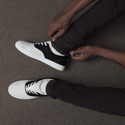 Men’s lace-up canvas shoes