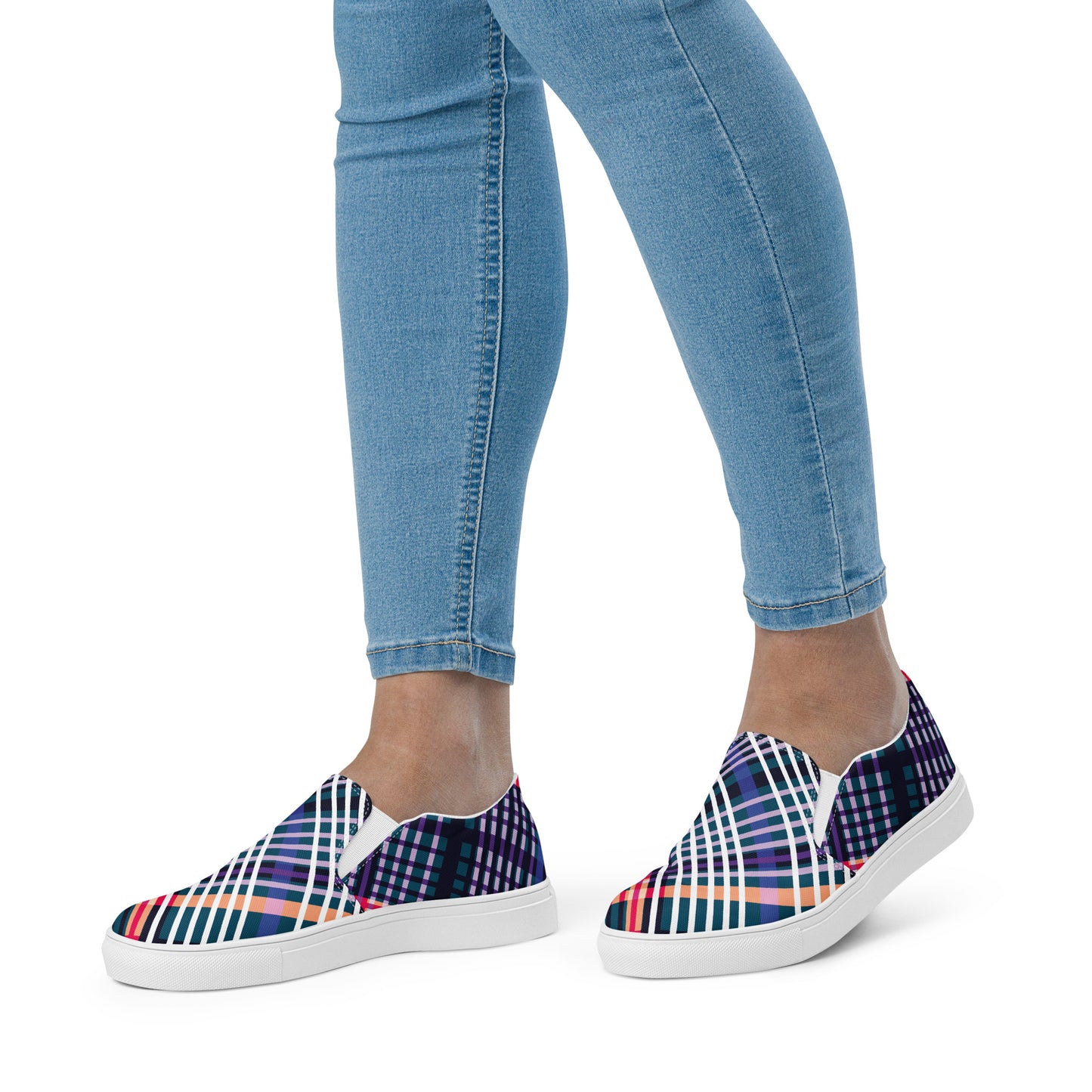 Women’s slip-on canvas shoes