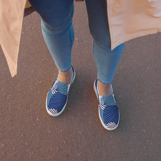 Women’s slip-on canvas shoes